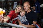 Waspik Waalwijk 26 augustus 2018
Huldiging Maarten v d Weijdenin Waalwijk en met familie bij zijn huis. Zijn vrouw Daisy en kinderen Phileine en Robien waren er natuurlijk bij.