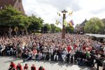Waspik Waalwijk 26 augustus 2018
Huldiging Maarten v d Weijdenin Waalwijk en met familie bij zijn huis. Zijn vrouw Daisy en kinderen Phileine en Robien waren er natuurlijk bij.