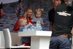 Waspik Waalwijk 26 augustus 2018
Huldiging Maarten v d Weijdenin Waalwijk en met familie bij zijn huis. Zijn vrouw Daisy en kinderen Phileine en Robien waren er natuurlijk bij.