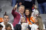 Amsterdam 6 mei 2018
Nederland-Peru 2-1 . Afscheidswedstrijd Wesley Sneijder . Zijn vrouw Yolanthe Sneijder Cabau en zoons Jessey en Xess Xava zijn natuurlijk aanwezig. Marcel Boekhoorn met zijn vriendin Rebecca Cabau.