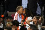 Amsterdam 6 mei 2018
Nederland-Peru 2-1 . Afscheidswedstrijd Wesley Sneijder . Zijn vrouw Yolanthe Sneijder Cabau en zoons Jessey en Xess Xava zijn natuurlijk aanwezig. Marcel Boekhoorn met zijn vriendin Rebecca Cabau.