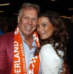 Amsterdam 6 mei 2018
Nederland-Peru 2-1 . Afscheidswedstrijd Wesley Sneijder . Zijn vrouw Yolanthe Sneijder Cabau en zoons Jessey en Xess Xava zijn natuurlijk aanwezig. Marcel Boekhoorn met zijn vriendin Rebecca Cabau.
