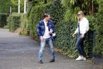 Amsterdam 25 augustus 2018
Martijn Krabbe gaat met zijn zoon achilles en zijn nieuwe vriendin Deborah Wietzes boodschappen doen.