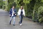 Amsterdam 25 augustus 2018
Martijn Krabbe gaat met zijn zoon achilles en zijn nieuwe vriendin Deborah Wietzes boodschappen doen.