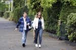 Amsterdam 25 augustus 2018
Martijn Krabbe gaat met zijn zoon achilles en zijn nieuwe vriendin Deborah Wietzes boodschappen doen.