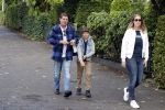 Amsterdam 25 augustus 2018
Martijn Krabbe gaat met zijn zoon achilles en zijn nieuwe vriendin Deborah Wietzes boodschappen doen.