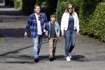 Amsterdam 25 augustus 2018
Martijn Krabbe gaat met zijn zoon achilles en zijn nieuwe vriendin Deborah Wietzes boodschappen doen.