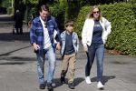 Amsterdam 25 augustus 2018
Martijn Krabbe gaat met zijn zoon achilles en zijn nieuwe vriendin Deborah Wietzes boodschappen doen.