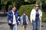 Amsterdam 25 augustus 2018
Martijn Krabbe gaat met zijn zoon achilles en zijn nieuwe vriendin Deborah Wietzes boodschappen doen.