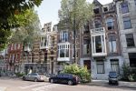 Amsterdam 1 augustus 2018
Nikkie Plessen en partner Ruben Bontekoe hebben het huis naast hun huidige huis gekocht.
