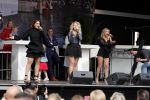 Waspik Waalwijk 26 augustus 2018
Huldiging Maarten v d Weijdenin Waalwijk en met familie bij zijn huis. Zijn vrouw Daisy en kinderen Phileine en Robien waren er natuurlijk bij. Oï¿½G3ne
Ogene Og3ne