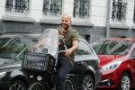 Amsterdam 4 september 2018
Oscar Aerts met zijn zoontje op de fiets.