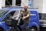 Amsterdam 4 september 2018
Oscar Aerts met zijn zoontje op de fiets.