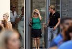 Amsterdam 3 augustus 2018
Patricia Paay en haar man Robert Hinfelaar met vrienden op het leidse plein in Amsterdam.