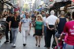 Amsterdam 3 augustus 2018
Patricia Paay en haar man Robert Hinfelaar met vrienden op het leidse plein in Amsterdam.