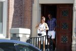 Amsterdam 3 augustus 2018
Quinty Trustfull en haar man Orlando gaan op de scooter naar de notaris.