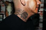 Eindhoven 28 augustus 2018
Rolf Tangel laat bij Dannyâ€™s tattooshop in Eindhoven zijn Barbie Samantha tatoos weghalen.