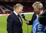 Amsterdam 6 mei 2018
Nederland-Peru 2-1 . Afscheidswedstrijd Wesley Sneijder . Zijn vrouw Yolanthe Sneijder Cabau en zoons Jessey en Xess Xava zijn natuurlijk aanwezig. Tom Egbers en Ronald Koeman