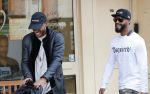Amsterdam 9 september 2018
Sunnery James met zijn kinderen en een vriend op straat.