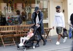 Amsterdam 9 september 2018
Sunnery James met zijn kinderen en een vriend op straat.