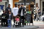 Amsterdam 9 september 2018
Sunnery James met zijn kinderen en een vriend op straat.