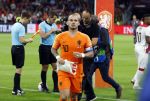 Amsterdam 6 mei 2018
Nederland-Peru 2-1 . Afscheidswedstrijd Wesley Sneijder . Zijn vrouw Yolanthe Sneijder Cabau en zoons Jessey en Xess Xava zijn natuurlijk aanwezig.