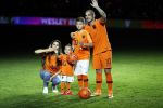 Amsterdam 6 mei 2018
Nederland-Peru 2-1 . Afscheidswedstrijd Wesley Sneijder . Zijn vrouw Yolanthe Sneijder Cabau en zoons Jessey en Xess Xava zijn natuurlijk aanwezig.