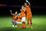 Amsterdam 6 mei 2018
Nederland-Peru 2-1 . Afscheidswedstrijd Wesley Sneijder . Zijn vrouw Yolanthe Sneijder Cabau en zoons Jessey en Xess Xava zijn natuurlijk aanwezig.