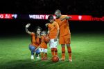Amsterdam 6 mei 2018
Nederland-Peru 2-1 . Afscheidswedstrijd Wesley Sneijder . Zijn vrouw Yolanthe Sneijder Cabau en zoons Jessey en Xess Xava zijn natuurlijk aanwezig.