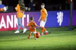 Amsterdam 6 mei 2018
Nederland-Peru 2-1 . Afscheidswedstrijd Wesley Sneijder . Zijn vrouw Yolanthe Sneijder Cabau en zoons Jessey en Xess Xava zijn natuurlijk aanwezig.