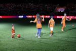 Amsterdam 6 mei 2018
Nederland-Peru 2-1 . Afscheidswedstrijd Wesley Sneijder . Zijn vrouw Yolanthe Sneijder Cabau en zoons Jessey en Xess Xava zijn natuurlijk aanwezig.