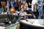 Amsterdam 3 augustus 2019
Gaypride in de grachten van Amsterdam.
Birgit Schuurman met haar nieuwe vriend Sander v Haarlem.