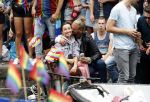 Amsterdam 3 augustus 2019
Gaypride in de grachten van Amsterdam.
Birgit Schuurman met haar nieuwe vriend Sander v Haarlem.