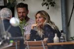 Amsterdam 28 augustus 2019
Candy Dulfer met vriend Rafael op terras en daarna op de fiets in Amsterdam.