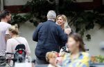 Amsterdam 28 augustus 2019
Candy Dulfer met vriend Rafael op terras en daarna op de fiets in Amsterdam.