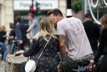Amsterdam 28 augustus 2019
Candy Dulfer met vriend Rafael op terras en daarna op de fiets in Amsterdam.