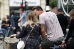 Amsterdam 28 augustus 2019
Candy Dulfer met vriend Rafael op terras en daarna op de fiets in Amsterdam.