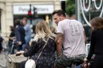 Amsterdam 28 augustus 2019
Candy Dulfer met vriend Rafael op terras en daarna op de fiets in Amsterdam.