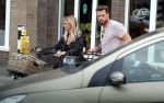 Amsterdam 28 augustus 2019
Candy Dulfer met vriend Rafael op terras en daarna op de fiets in Amsterdam.