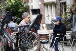 Amsterdam 3 augustus 2019
Carice v Houten met haar vriend Guy Pierce en hiun kindje.