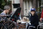 Amsterdam 3 augustus 2019
Carice v Houten met haar vriend Guy Pierce en hiun kindje.