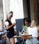 Amsterdam 28 augustus 2019
Chantal janzen met man Marco Geeratz en hun zoontje op de cornelis schuytstraat.