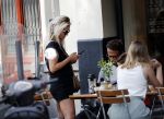 Amsterdam 28 augustus 2019
Chantal janzen met man Marco Geeratz en hun zoontje op de cornelis schuytstraat.