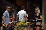 Amsterdam 28 augustus 2019
Chantal janzen met man Marco Geeratz en hun zoontje op de cornelis schuytstraat.
