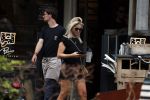 Amsterdam 28 augustus 2019
Chantal janzen met man Marco Geeratz en hun zoontje op de cornelis schuytstraat.