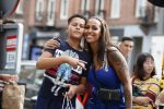 Amsterdam 31 oktober 2019
Glennis Grace met zoon Antony en een vriendje op de pc hooftstraat.