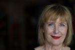 Amsterdam 21 augustus 2019
Boekpresentatie Inge Ipenburg. Tim Akkerman ontvangt het eerste exemplaar.