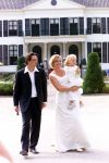 Brummen 26 augustus 2001
Irene Moors en Barry Kroon trouwen.