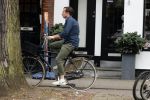 Amsterdam 28 augustus 2019
Jacob Derwig op de fiets