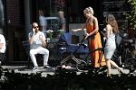 Amsterdam 23 augustus 2019
Kimberley Klaver met haar vriend Michel van den Bergh en zijn kinderen . Ze hebben net ook samen een kindje gekregen.